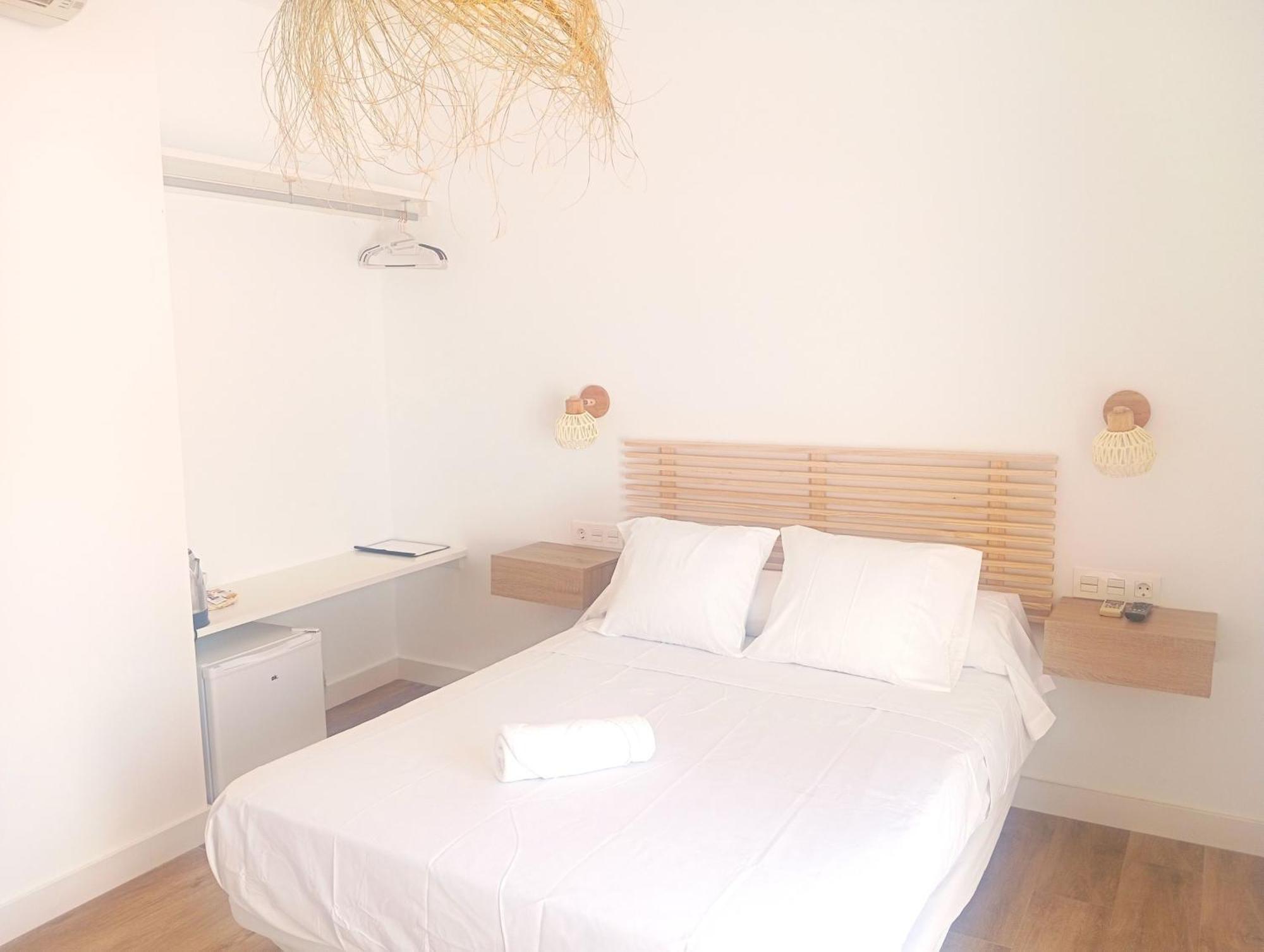 Hostal Casa Emilio Almería Esterno foto