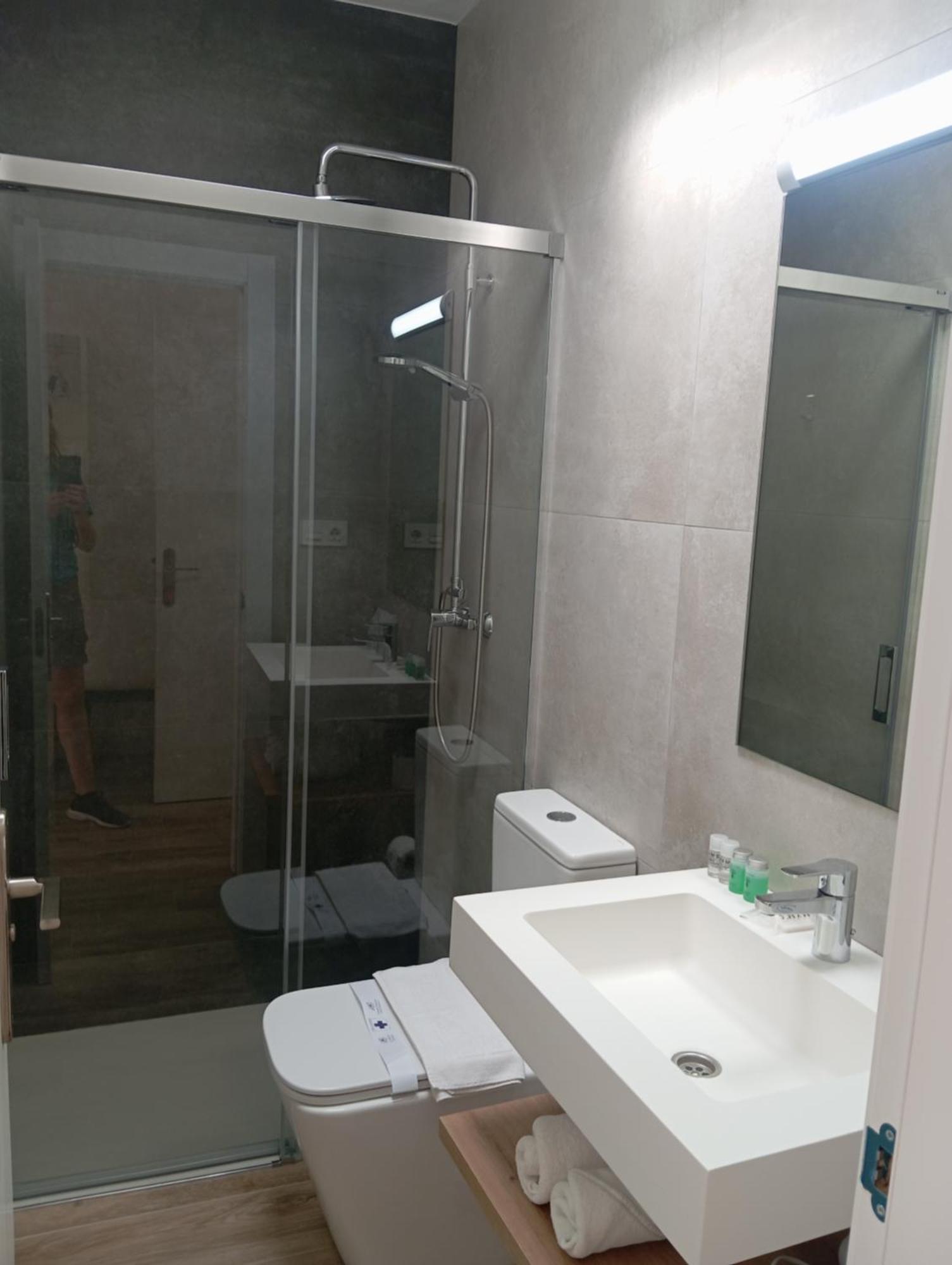 Hostal Casa Emilio Almería Esterno foto