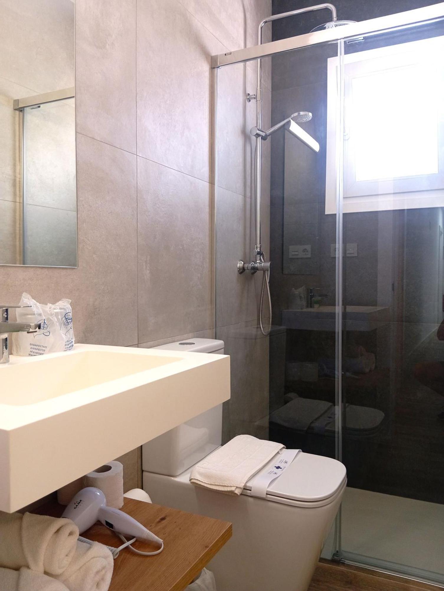 Hostal Casa Emilio Almería Esterno foto