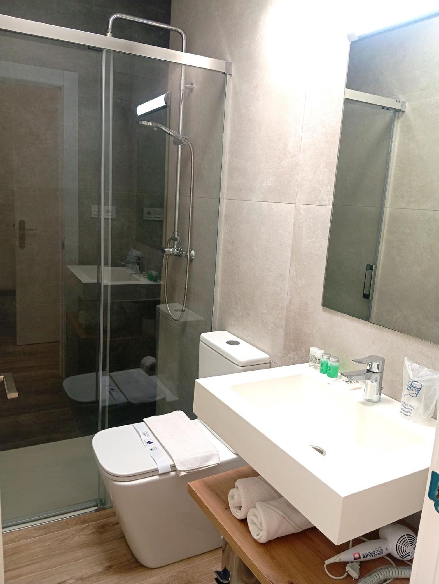 Hostal Casa Emilio Almería Esterno foto