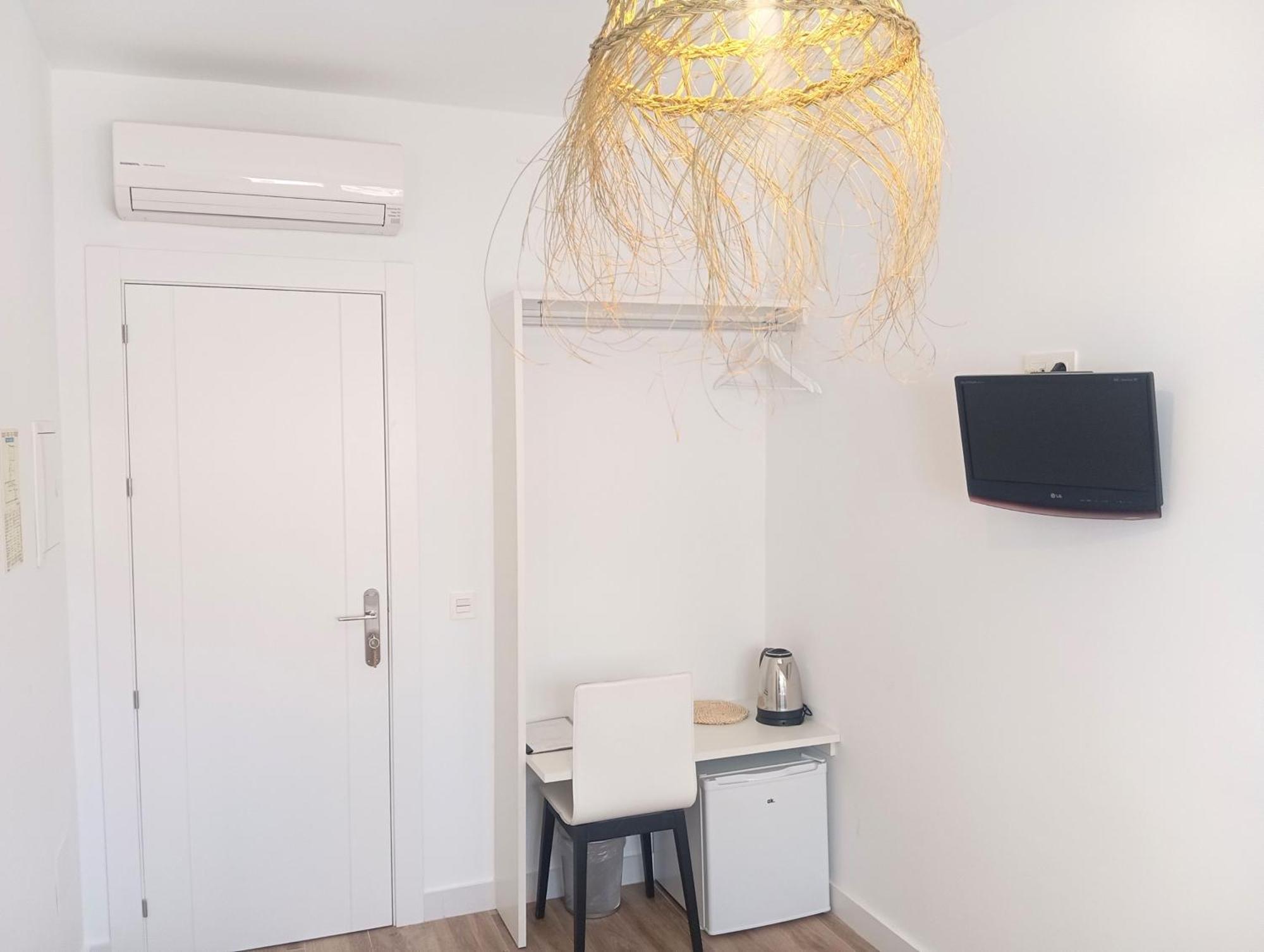 Hostal Casa Emilio Almería Esterno foto